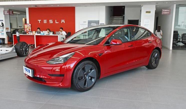 Tesla, Tucki, Toyota, Morgan, model y