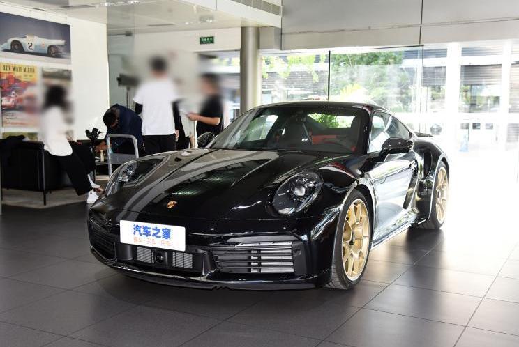 Porsche, Taycan,Macan, Porsche 911, cayenne