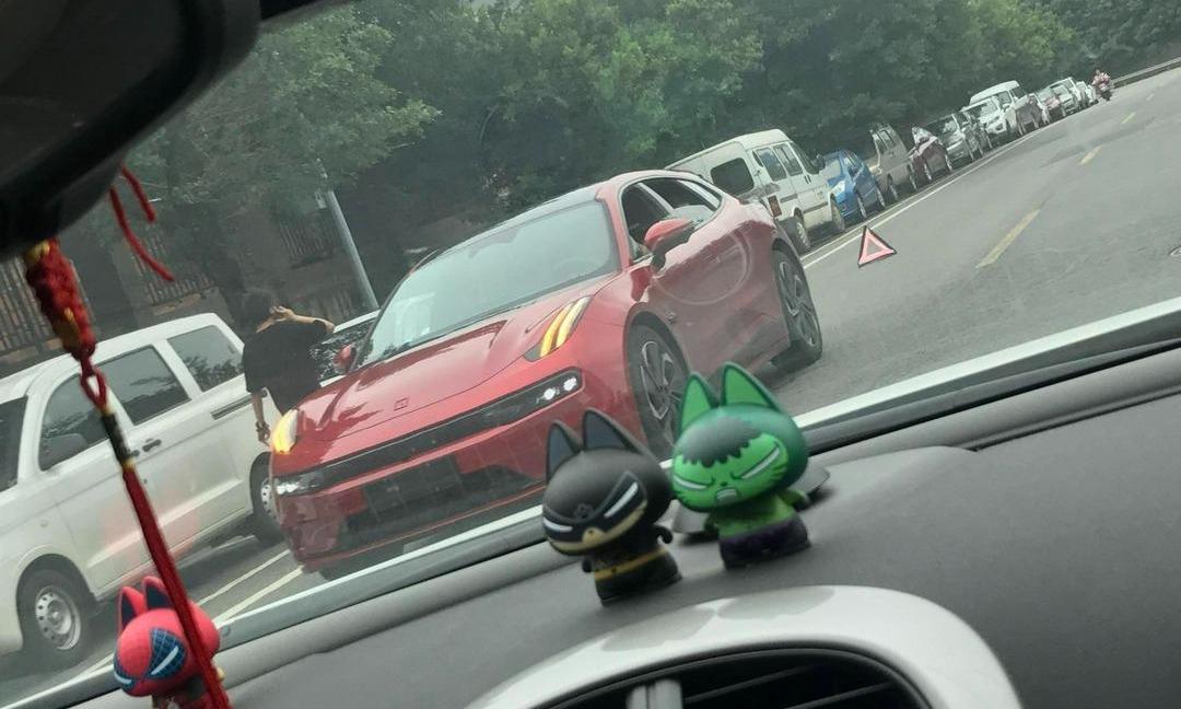 Ford, Mustang, Tesla, BMW, Hengchi