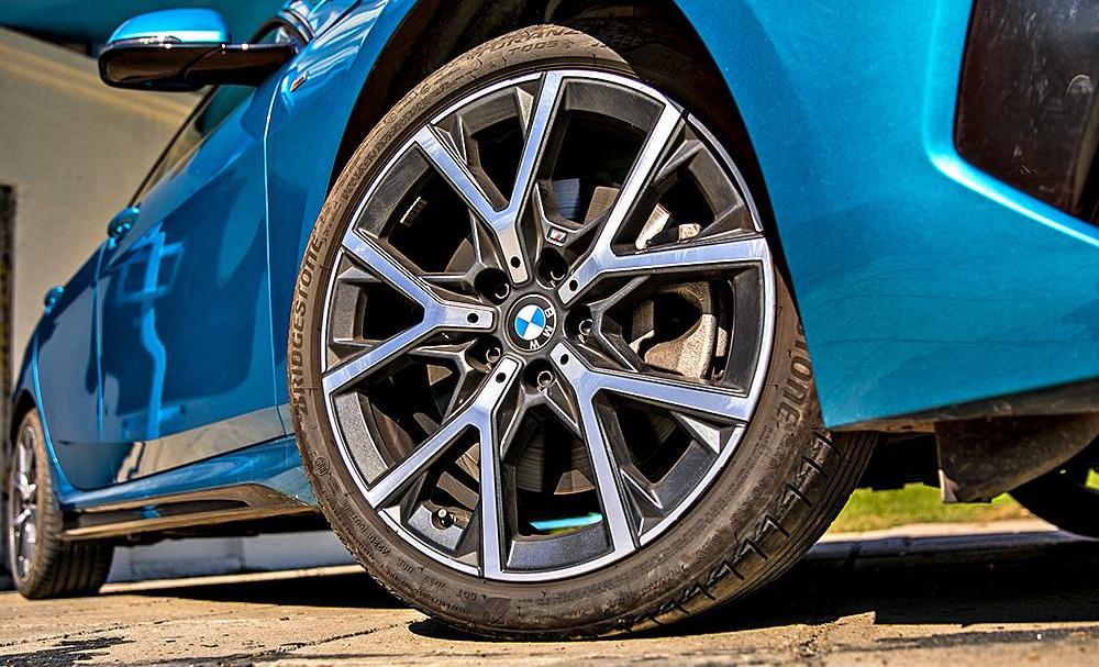 BMW, BMW 2 Series, Discovery, Mercedes-Benz, Man