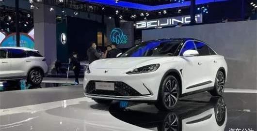 ARCFOX Polar Fox, Celeste SF5, BYD, Volkswagen, Chinese 