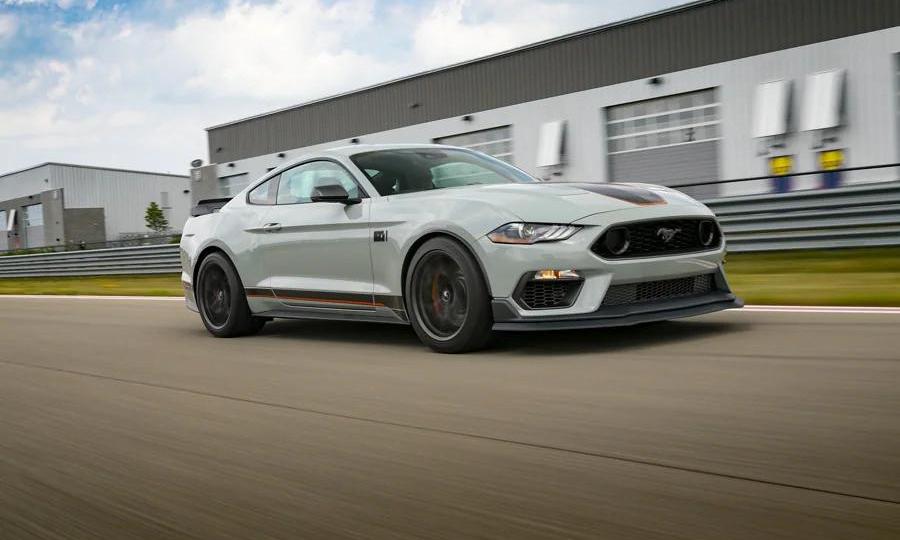 Ford, Mann