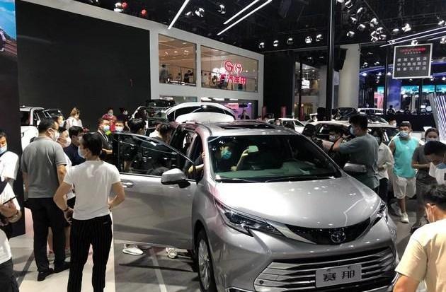 Volkswagen, Toyota, Nissan, Saina, Dongfeng
