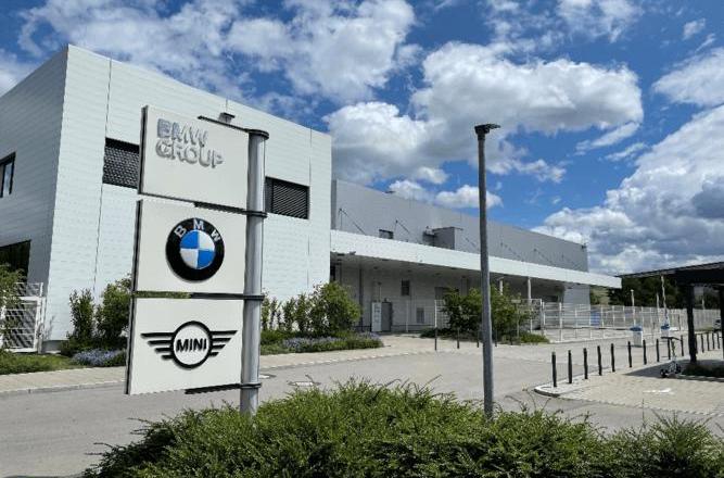 BMW, Jinbei, Porsche, Beijing, Century