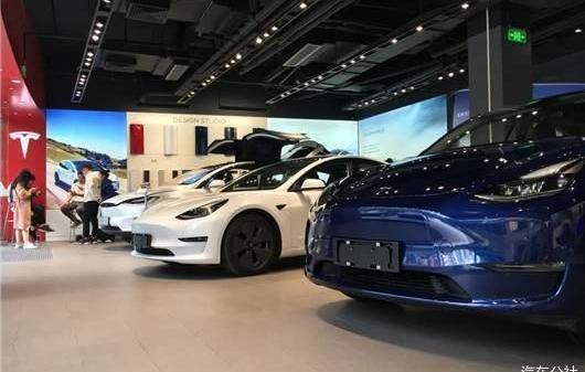 Model 3, Tesla, Model Y, Audi, Mercedes-benz 