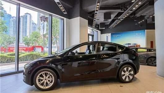 Tesla, Weilai, Tucki, Li ONE, Model Y