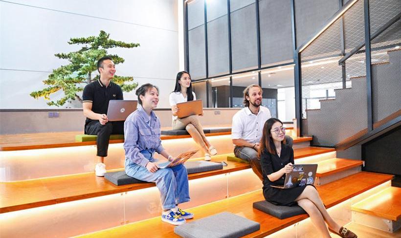 Beijing, concept, Mercedes-Benz, modern
