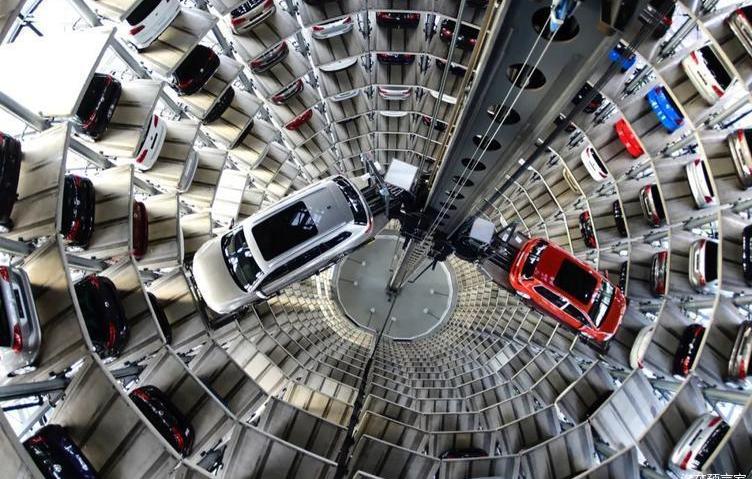 BMW, Volkswagen, Man, Mercedes-Benz, Century