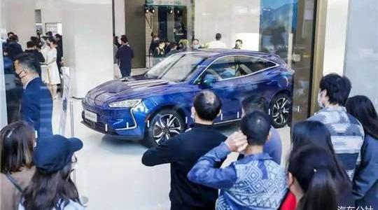 Celestial SF5, Tesla, Weilai, Dongfeng, Audi