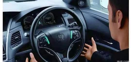 Audi, Honda, Odyssey, Volkswagen, Man