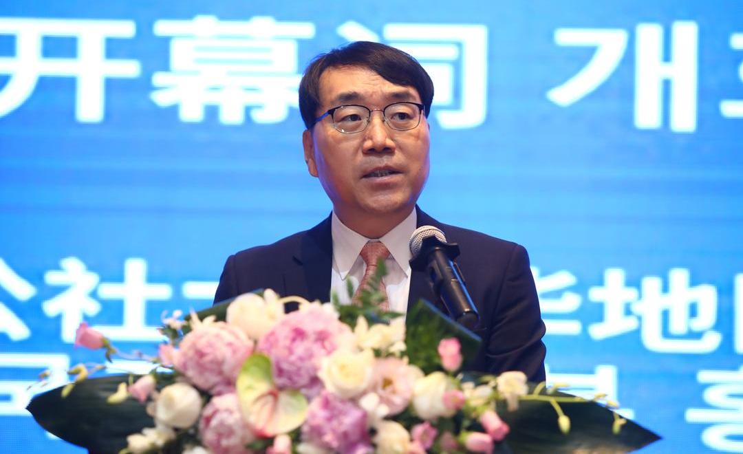 Beijing, Dongfeng, Tesla, Hyundai, Zhongtong Bus