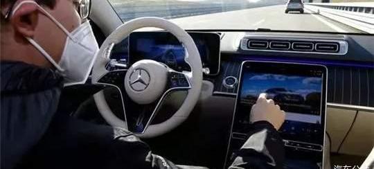 Audi, Mercedes-Benz, Volkswagen, Camel, Rolls-Royce