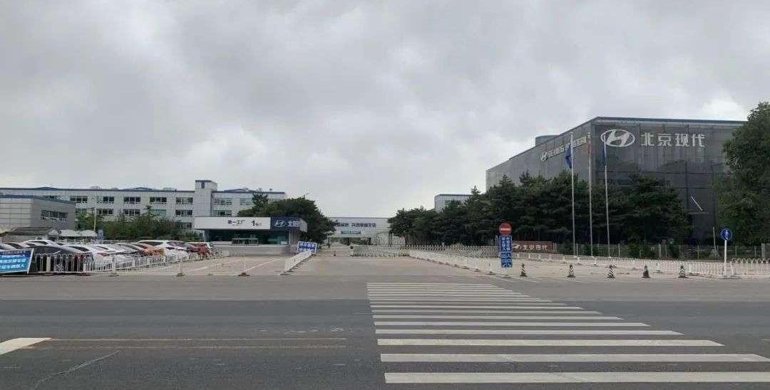 LI, Beijing, Hyundai, Nissan
