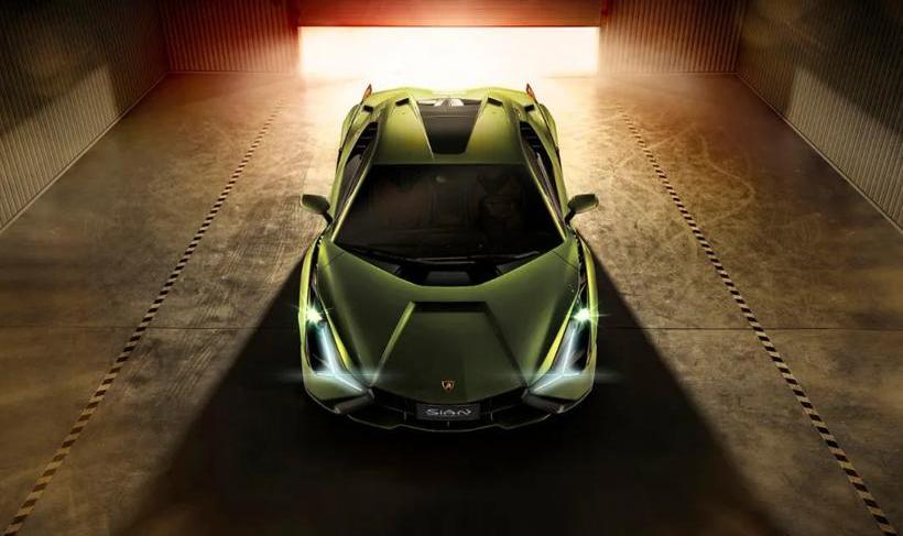 Lamborghini, Urus, Audi, Volkswagen, Ferrari
