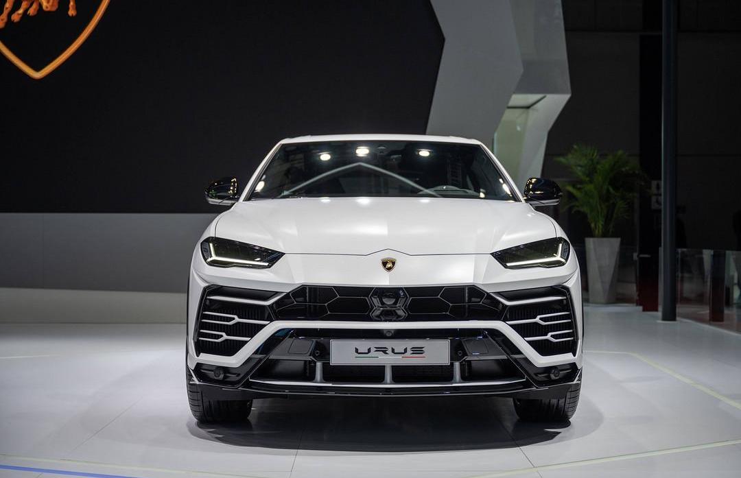 Lamborghini, Urus, Huracá n