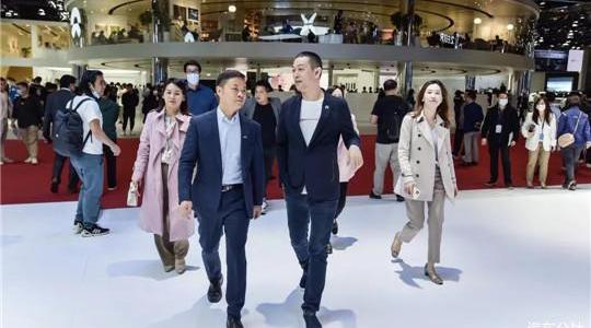 Tucki, LI, Weilai, Tesla, DS