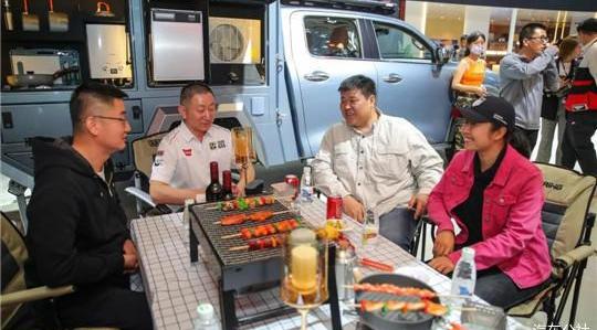 Great Wall, Gun, Toyota, Ford and Futian