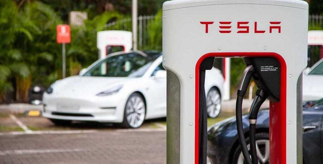 Tesla, Model 3,Model Y, jaguar, land rover