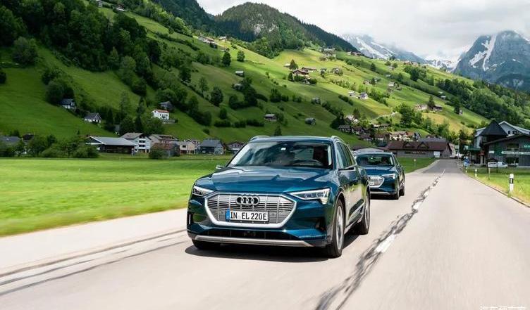 Audi, Mann, Volkswagen, Porsche, Beijing