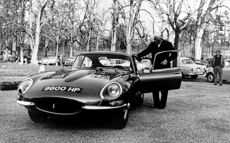 Jaguar, Flying