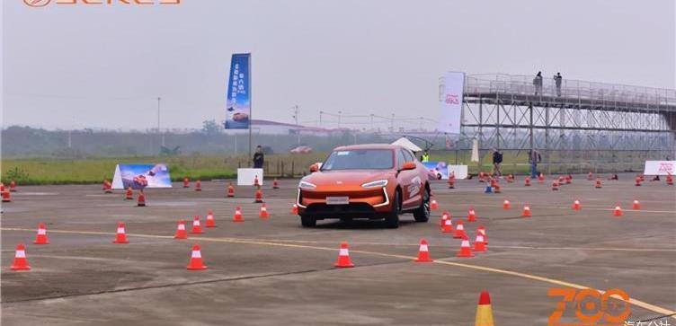 Celestial SF5, Dongfeng, Tesla, Li ONE, Weilai
