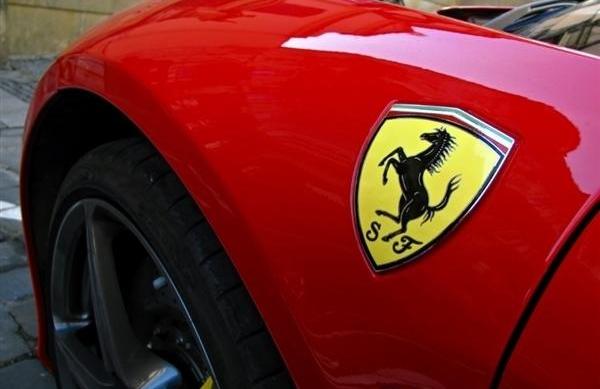 Ferrari, Purosangue, aston martin DBX, aston martin, Lamborghini
