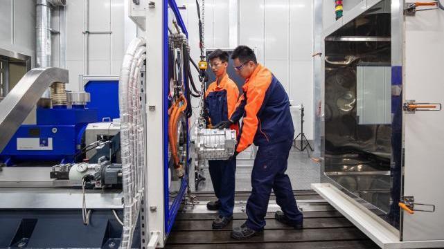 Volvo, Beijing, Century, Lectra, Tesla