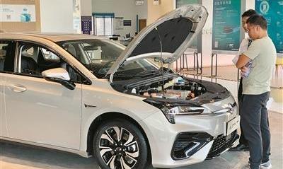 Tesla, Weilai, Tucki, Honda, BYD