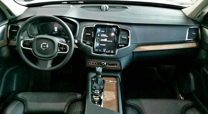Volvo, Volvo XC90, Century, Volkswagen, Touran