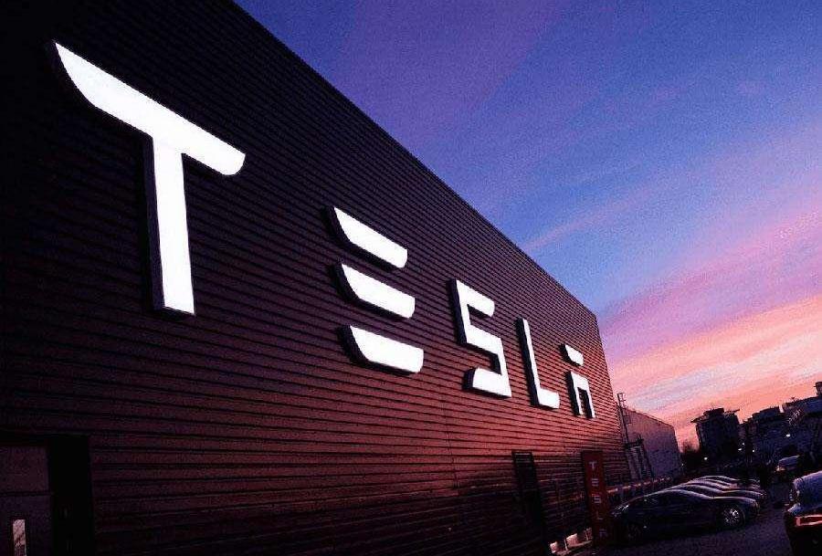 Tesla, Volkswagen, Audi, Mercedes-Benz, Ford