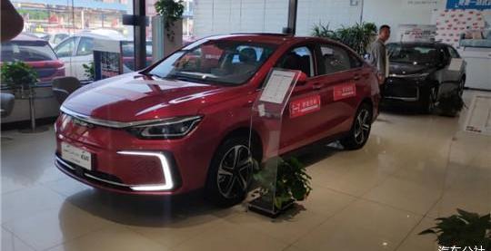 Beijing, BYD, Tesla, Discovery, Weilai