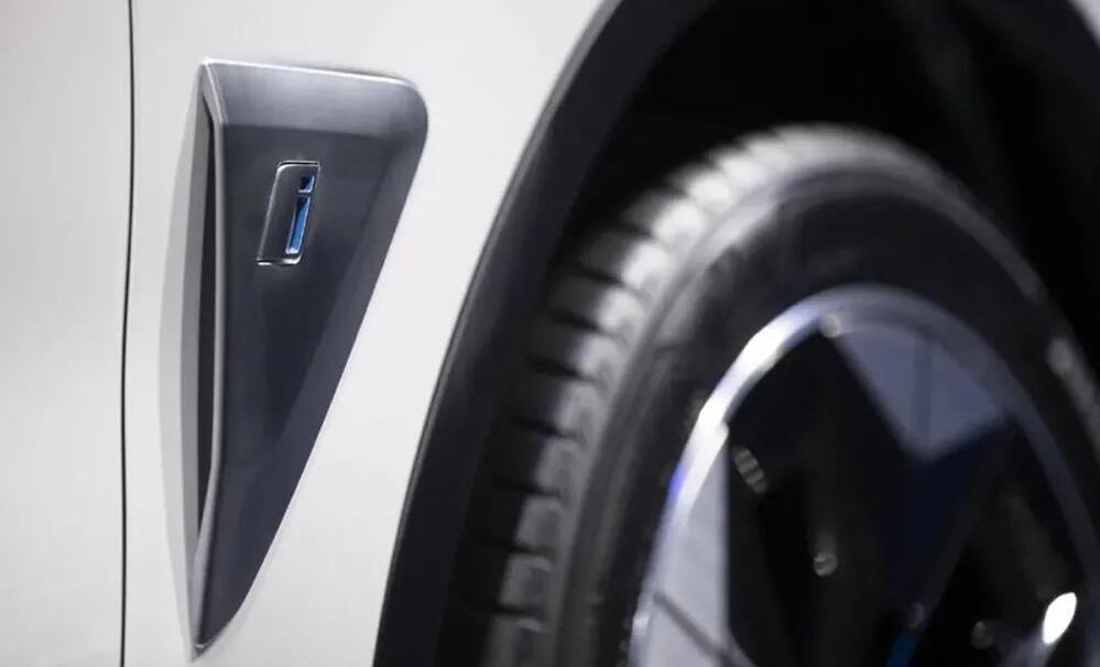 BMW, BMW iX3, Weilai, Audi, Mercedes-Benz