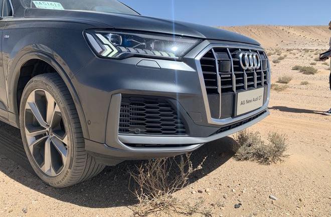 Audi, Audi Q7, camel, found