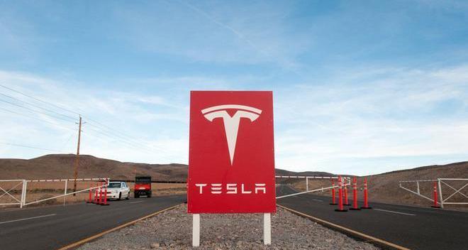 Tesla, idea