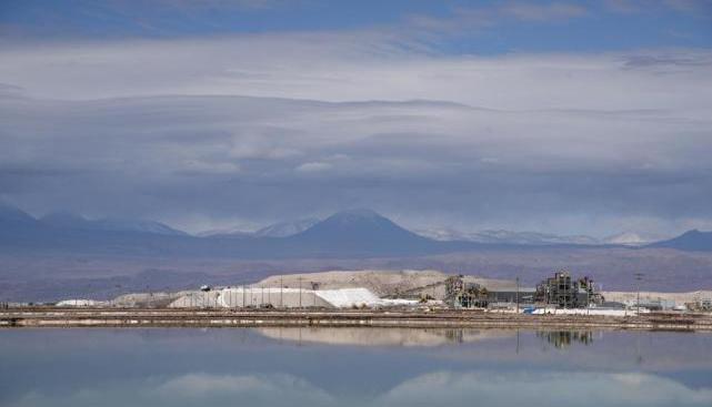 Man, Century, Volkswagen, Golf, Citroen