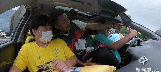 Baojun, Yidong, Emgrand, Volkswagen, Roewe i5