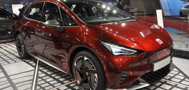 Volkswagen, Tesla, Golf, BMW, Beijing