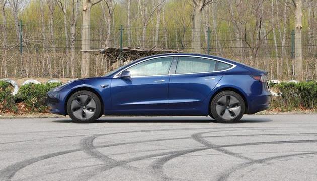 Tesla, Volkswagen, Model Y, Weimar, Porsche