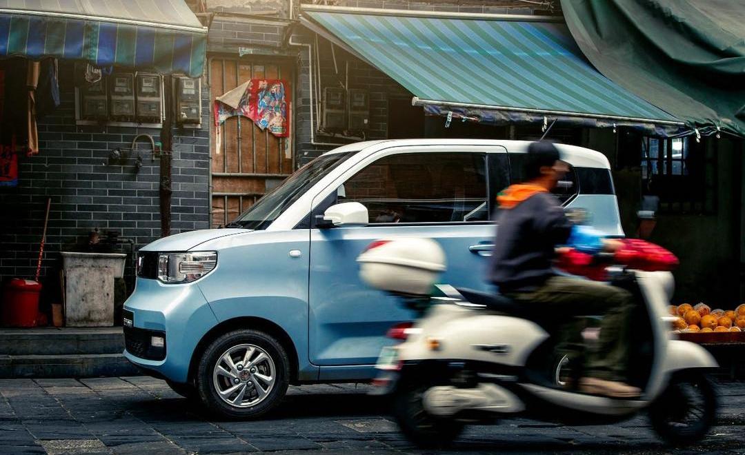 MINI, Wuling Automobile, Discovery, Chery, Little Ant 
