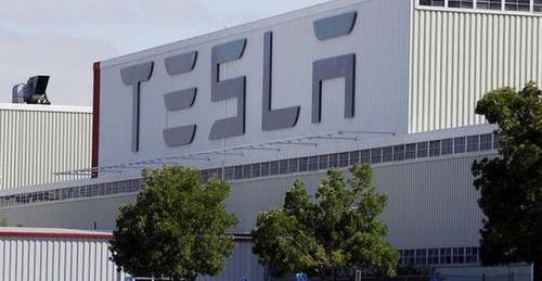 Tesla, model y