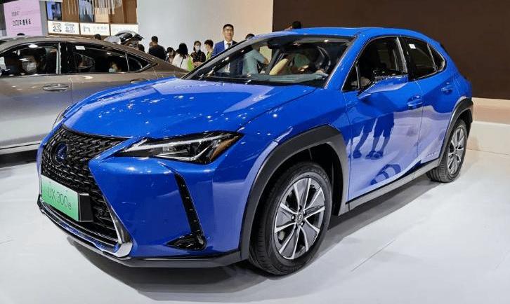 Weilai, Mercedes-Benz, Geometry C, Weilai EC6, Lexus
