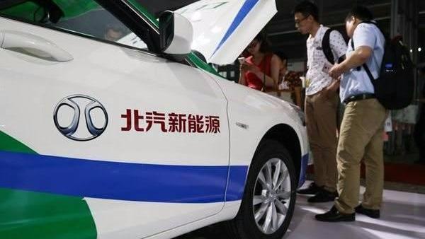 Tesla, FAW, Volkswagen, Tiguan L, Dongfeng