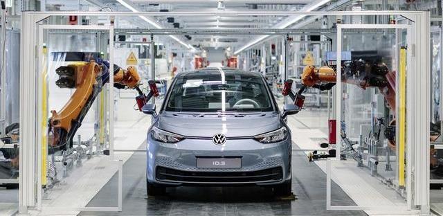 Tesla, FAW, Volkswagen, Tiguan L, Dongfeng
