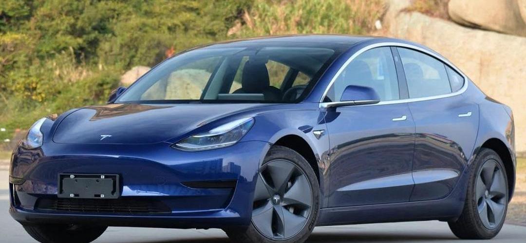 Tesla, model 3