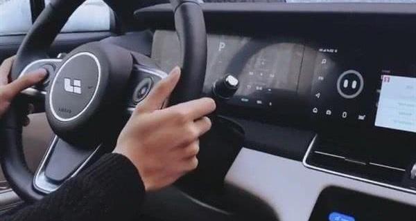 Toyota, Nissan, Subaru, Tucki, Tesla