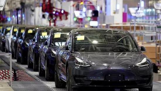 Tesla, Model 3, BYD, Toyota, Volkswagen