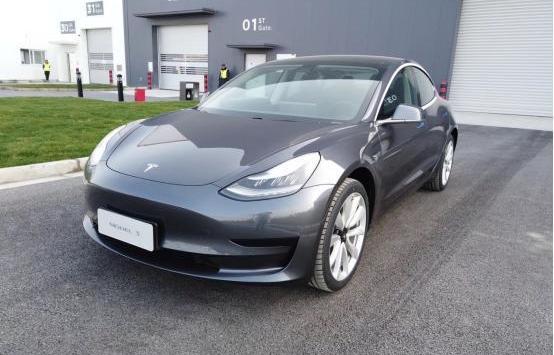 Tesla, model 3