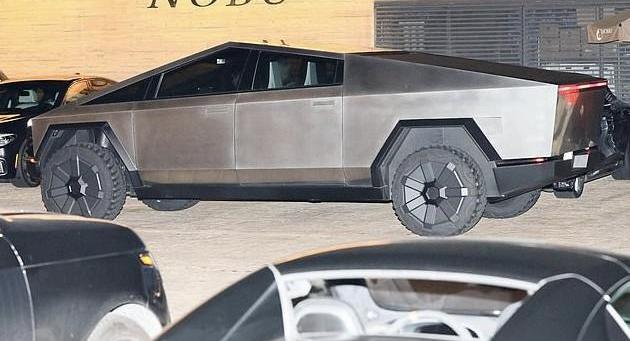 Tesla, Model 3, Volkswagen, Discovery, Model X