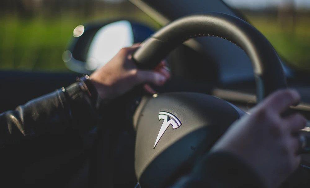 Tesla, Audi, Audi A8, Volkswagen, Model S