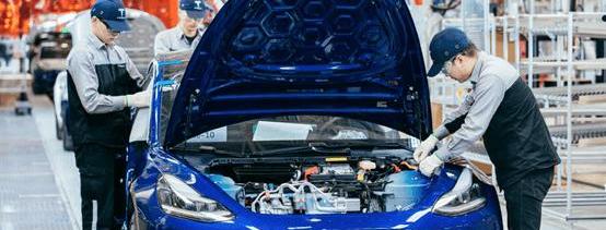 Tesla, Model 3,Faraday Future, geometry a